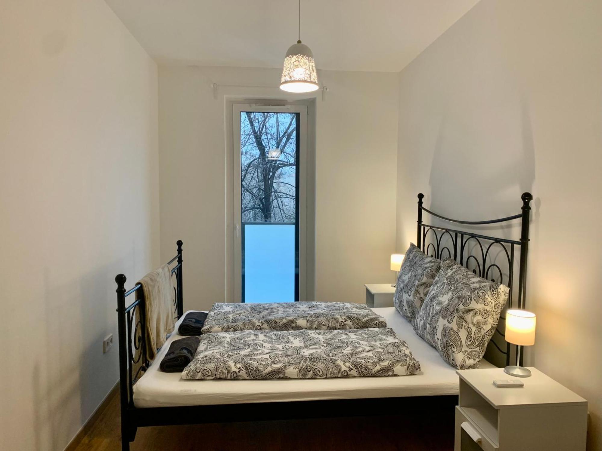 Westside Residence Apartment - Modern & Peaceful - Free Garage! Budapest Esterno foto