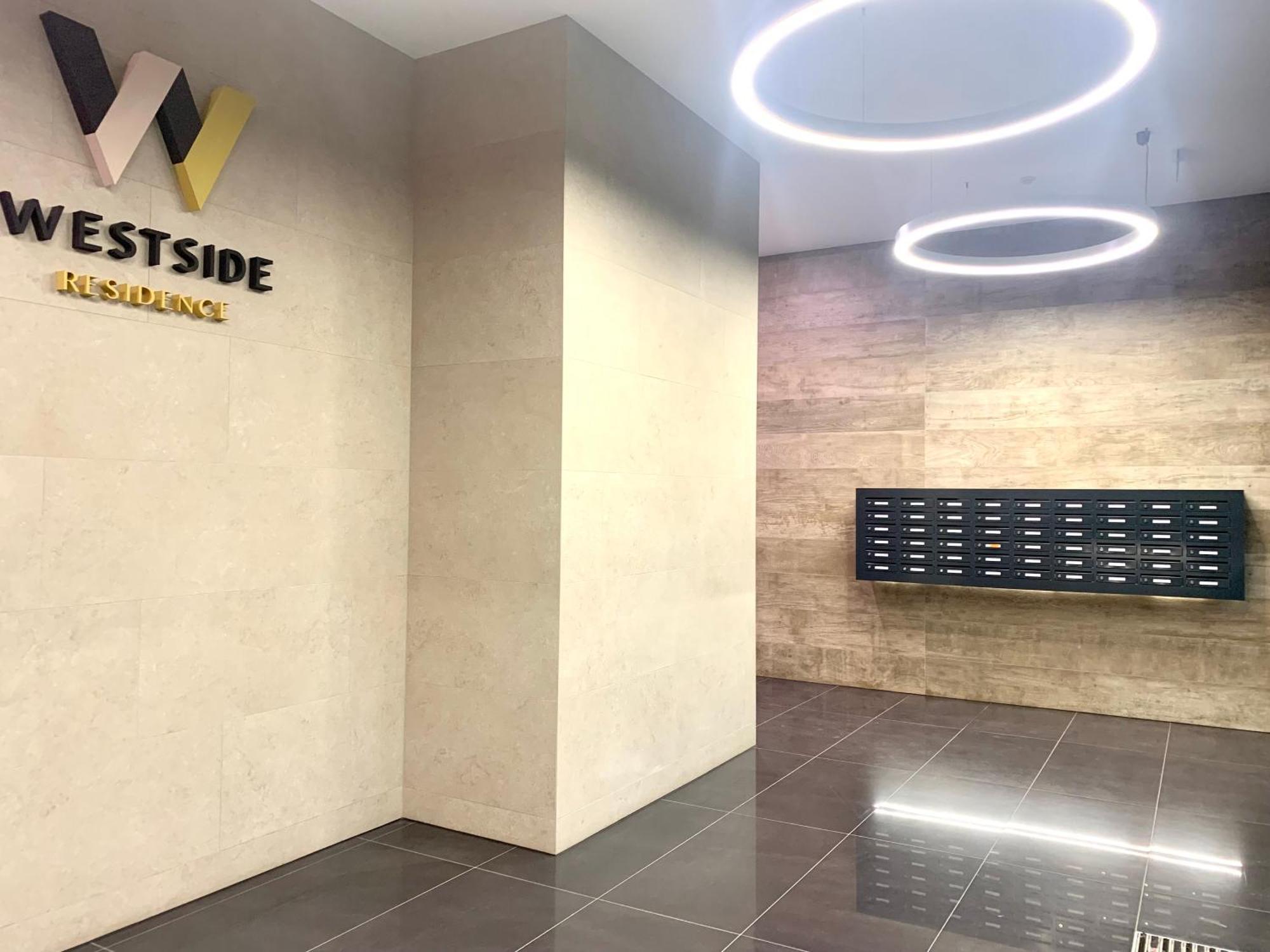 Westside Residence Apartment - Modern & Peaceful - Free Garage! Budapest Esterno foto