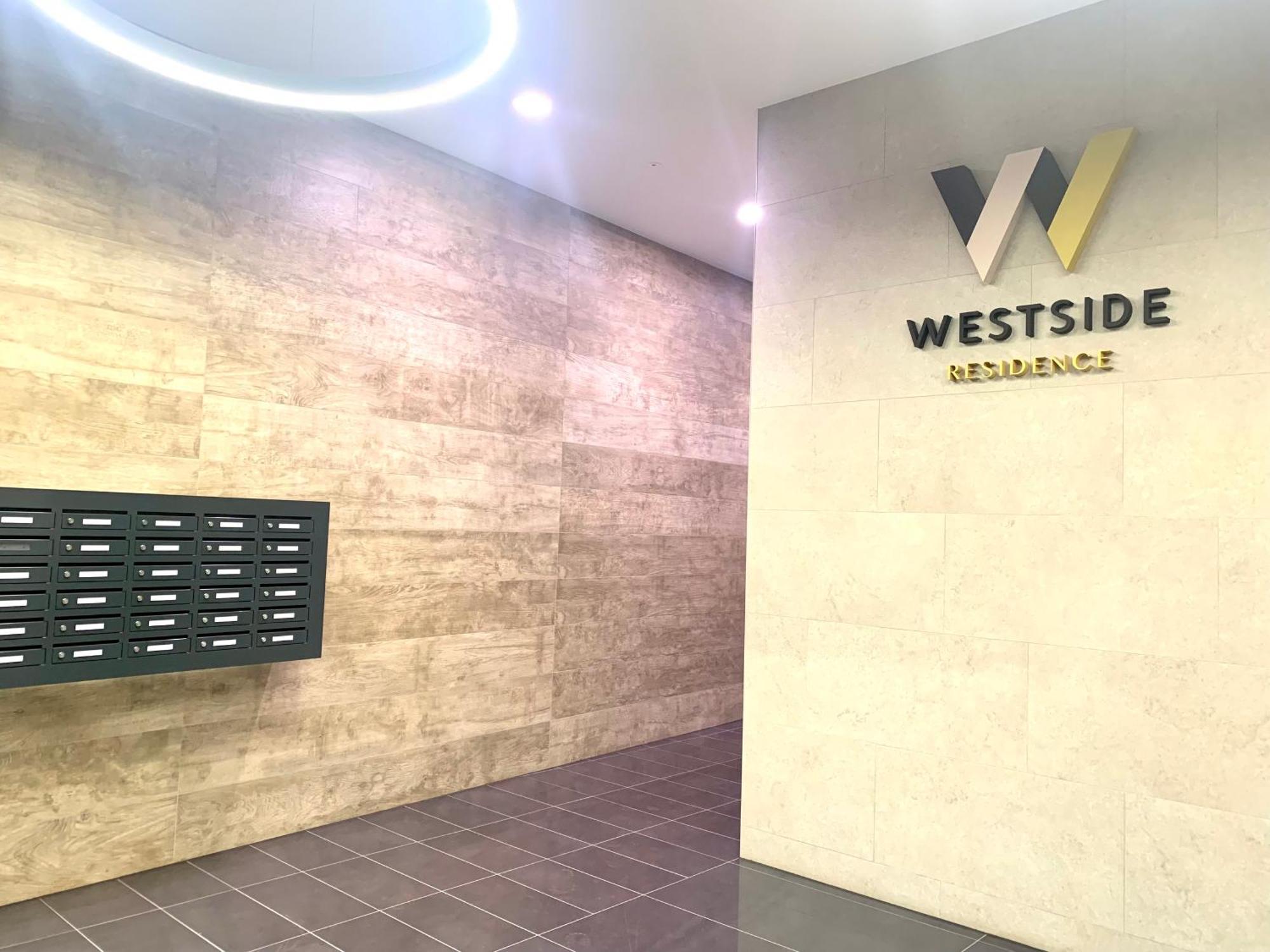 Westside Residence Apartment - Modern & Peaceful - Free Garage! Budapest Esterno foto