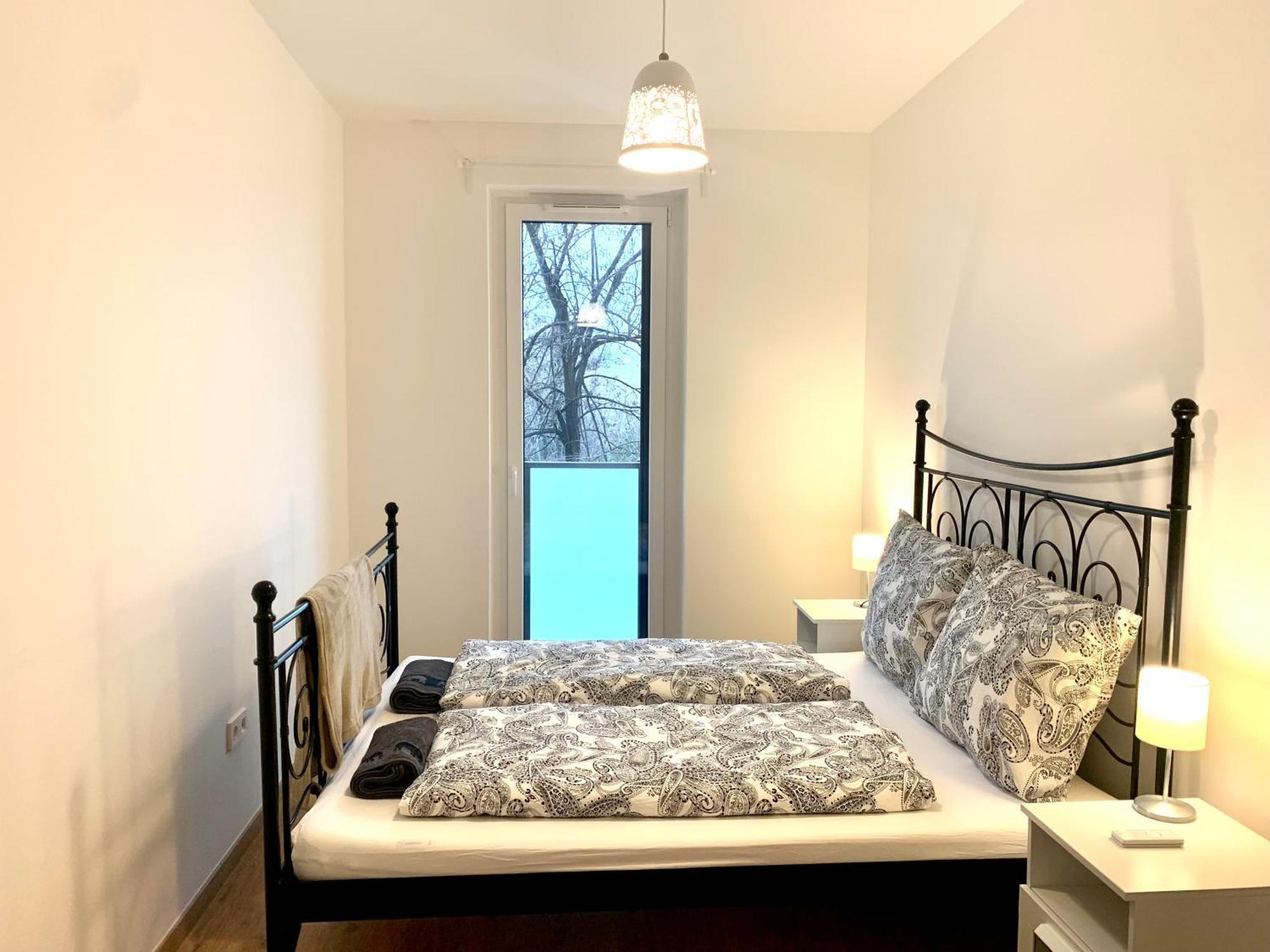 Westside Residence Apartment - Modern & Peaceful - Free Garage! Budapest Esterno foto