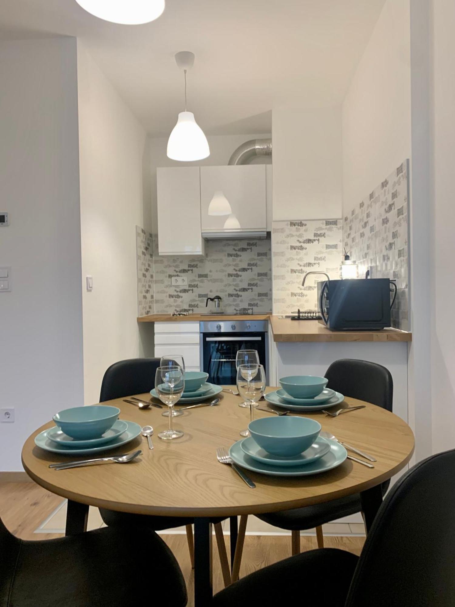 Westside Residence Apartment - Modern & Peaceful - Free Garage! Budapest Esterno foto